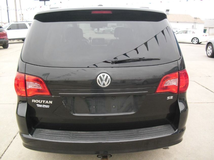 2014 VOLKSWAGEN ROUTAN SE W/RSE & NAVIGATION 2C4RVABG0ER134965