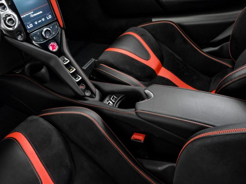 2020 MCLAREN AUTOMOTIVE 720S SBM14FCA6LW003929