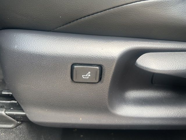 2019 TOYOTA C-HR XLE/LE/LIMITED JTNKHMBX6K1025268