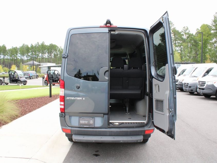 2014 MERCEDES-BENZ SPRINTER PASSENGER VANS WDZPE7DC6E5868625