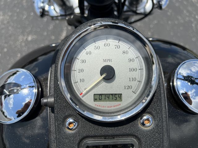 2009 HARLEY-DAVIDSON FXDB 1HD1GX4109K320110