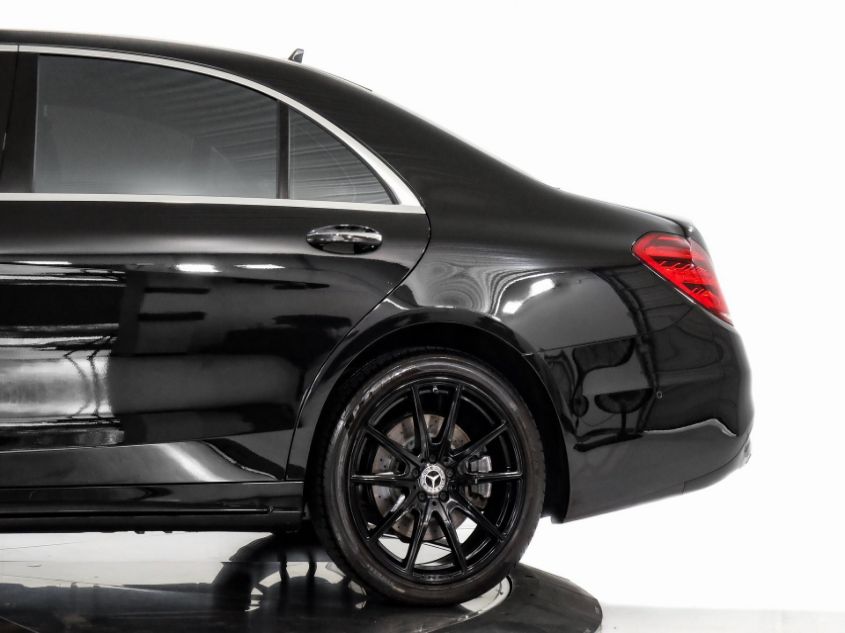 2019 MERCEDES-BENZ S 560 4MATIC WDDUG8GB1KA429427
