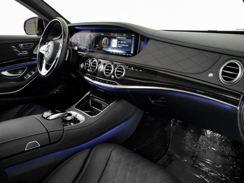 2019 MERCEDES-BENZ S 560 4MATIC WDDUG8GB1KA429427