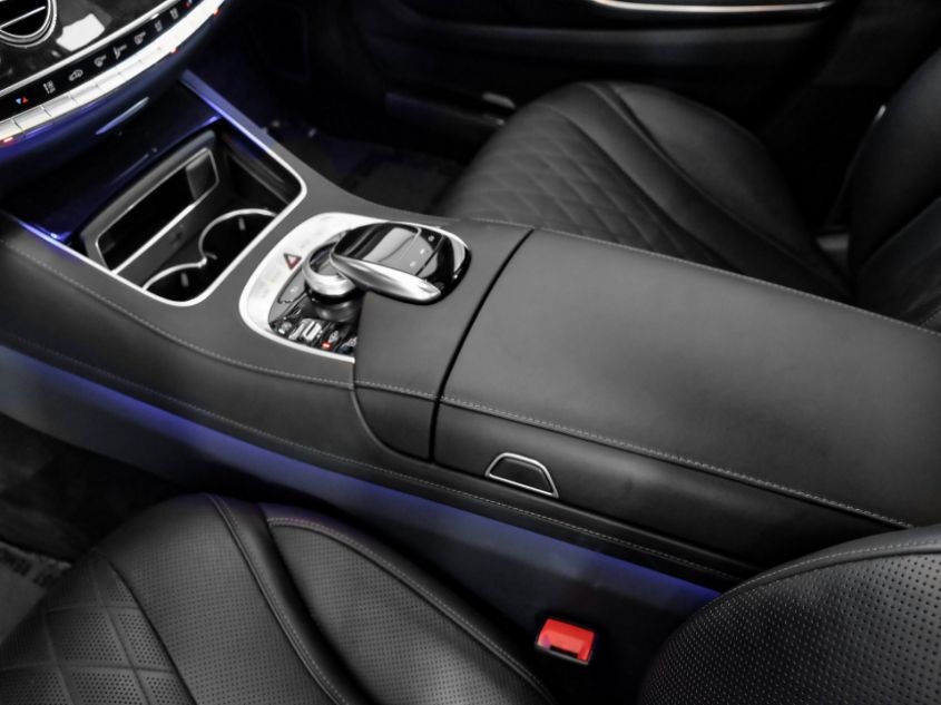 2019 MERCEDES-BENZ S 560 4MATIC WDDUG8GB1KA429427