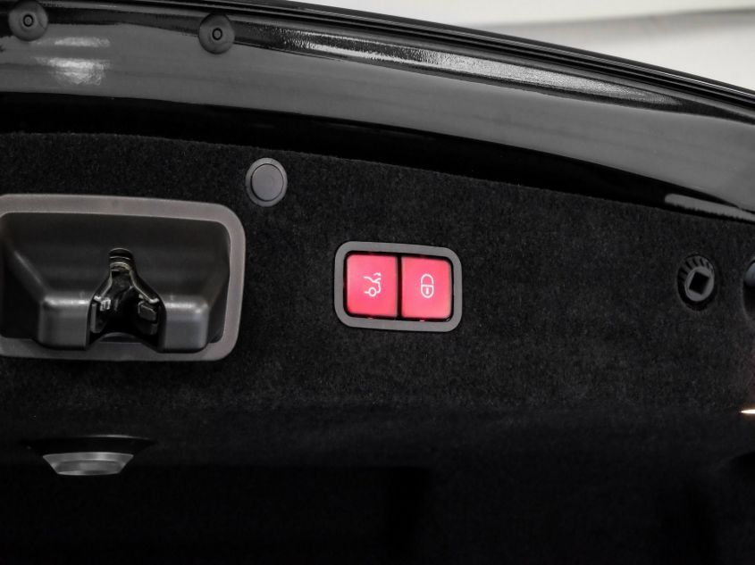 2019 MERCEDES-BENZ S 560 4MATIC WDDUG8GB1KA429427