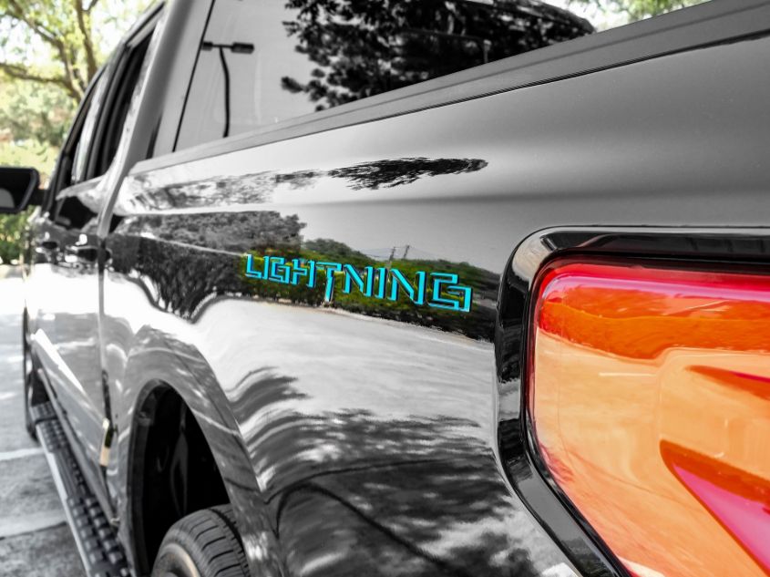 2022 FORD F150 LIGHTNING PRO/LIGHTNING X 1FT6W1EV7NWG02983