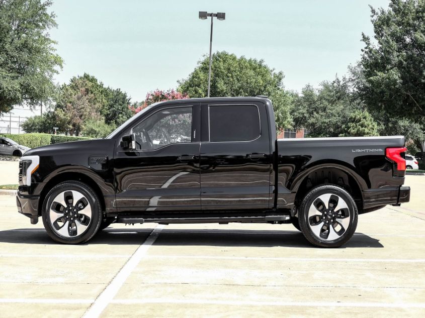 2022 FORD F150 LIGHTNING PRO/LIGHTNING X 1FT6W1EV7NWG02983