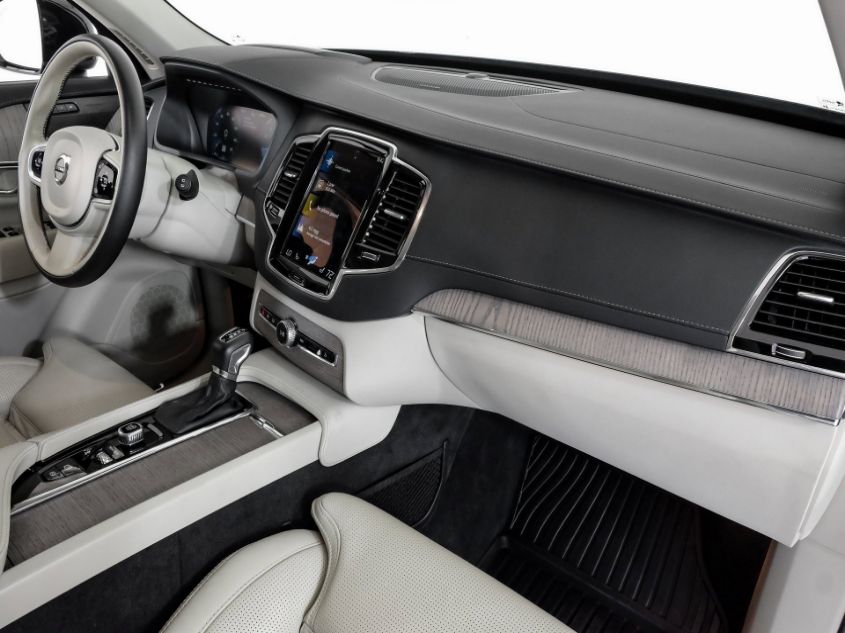 2021 VOLVO XC90 T6 INSCRIPTION YV4A221L1M1678708