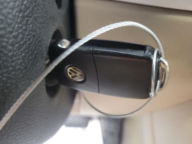 2014 VOLKSWAGEN BEETLE CONVERTIBLE 2.5L 3VW5P7AT7EM806891