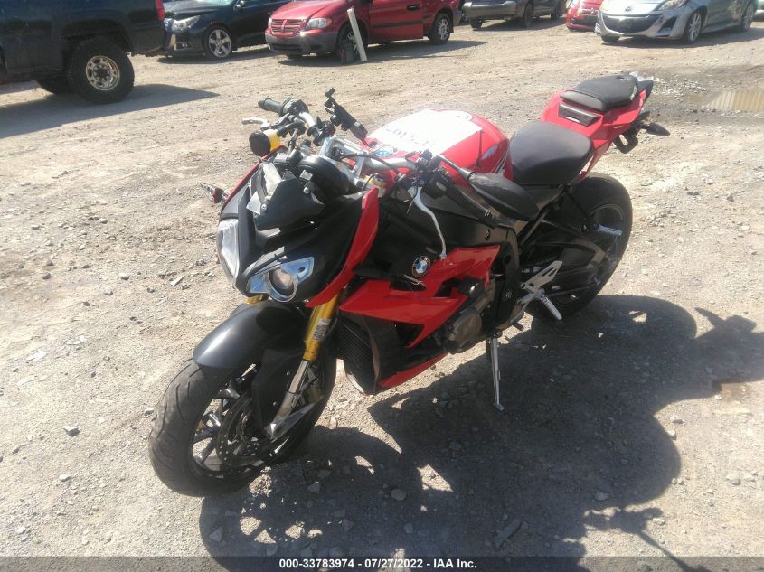 2015 BMW S 1000 R WB10D1208FZ199601