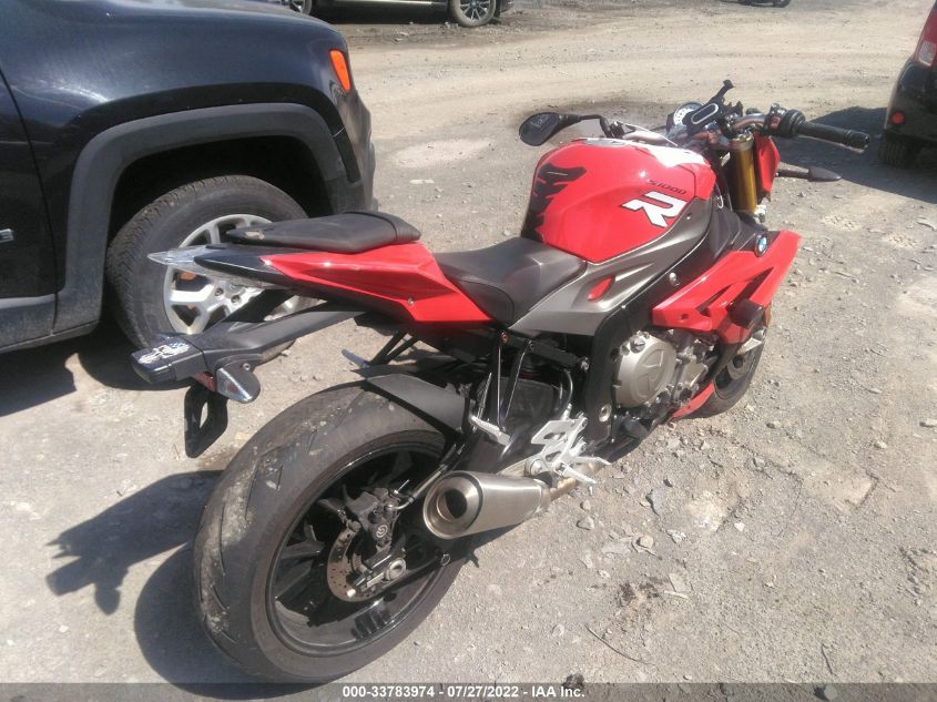 2015 BMW S 1000 R WB10D1208FZ199601