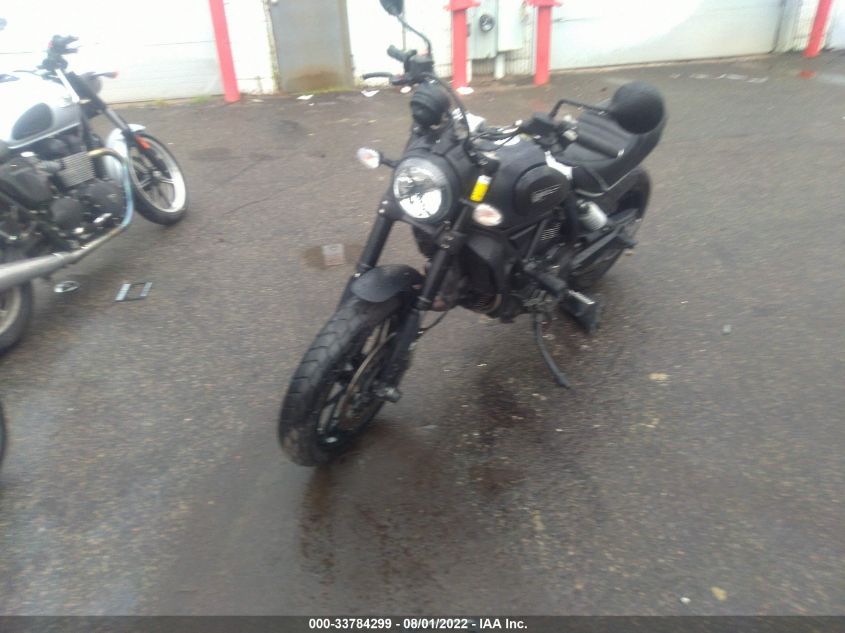 2021 DUCATI SCRAMBLER DESERT SLED ML0KAFPM5MT003594