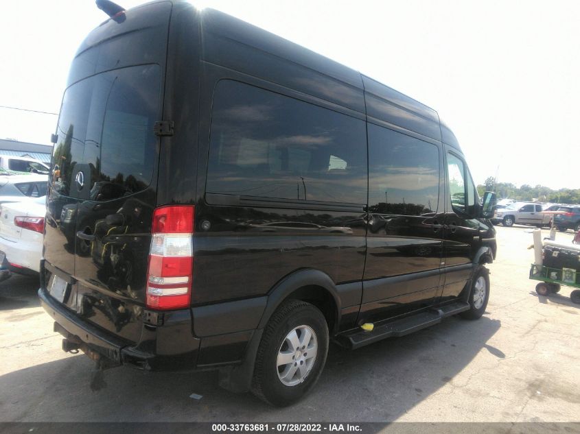 2015 MERCEDES-BENZ SPRINTER PASSENGER VANS WDZPE7CC2FP131879