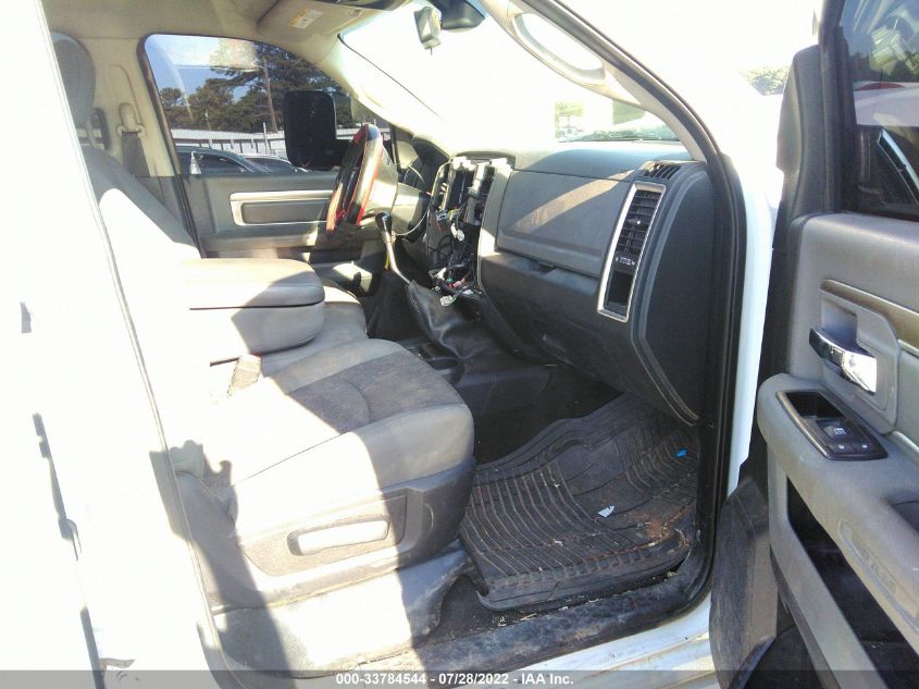 2015 RAM 3500 BIG HORN 3C63RPHL3FG648132