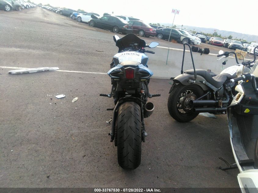 2018 YAMAHA YZFR1 JYARN39E2JA003689