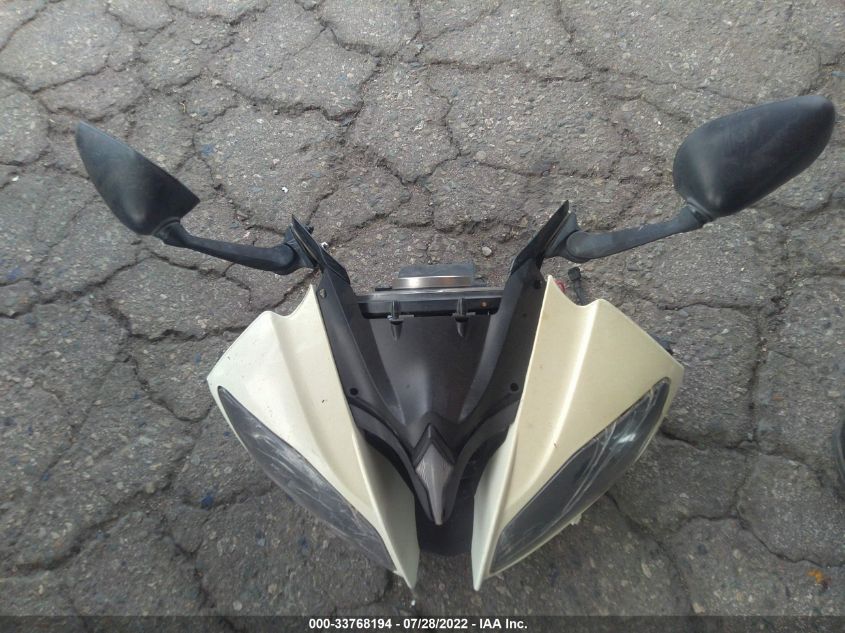 2009 YAMAHA YZFR6 C JYARJ16Y69A003382