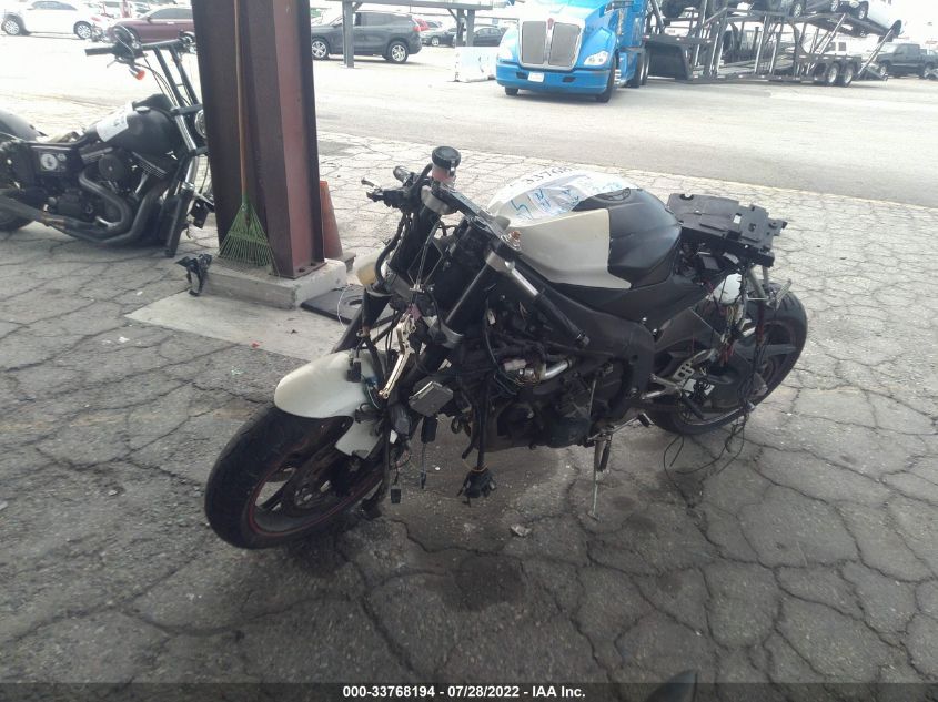 2009 YAMAHA YZFR6 C JYARJ16Y69A003382