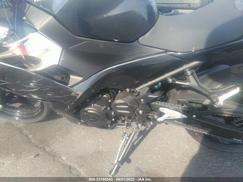 VIN JKAEXKG17NDAG7635 2022 KAWASAKI EX400