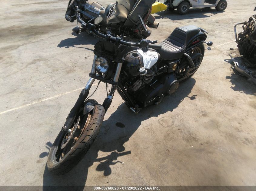 2016 HARLEY-DAVIDSON FXDLS 1HD1GS822GC329596