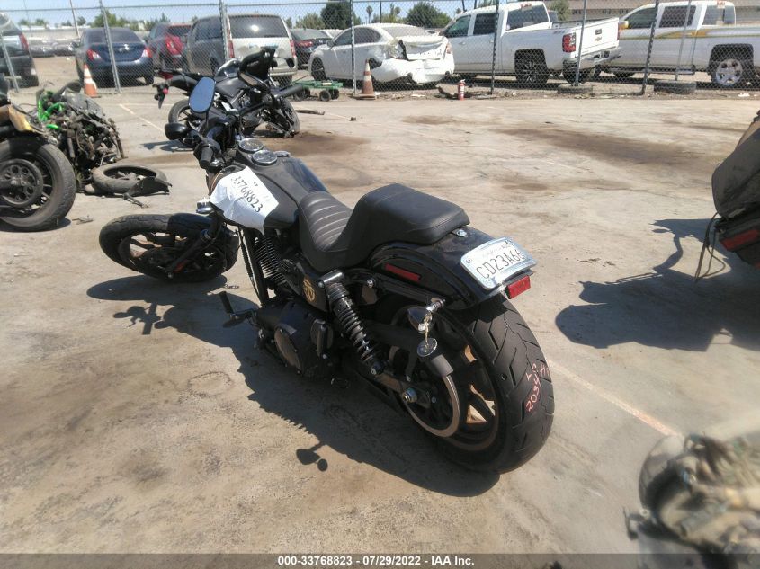 2016 HARLEY-DAVIDSON FXDLS 1HD1GS822GC329596