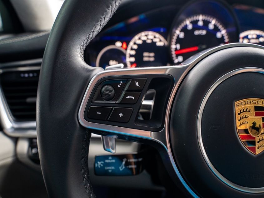 2019 PORSCHE PANAMERA GTS WP0AG2A7XKL139433