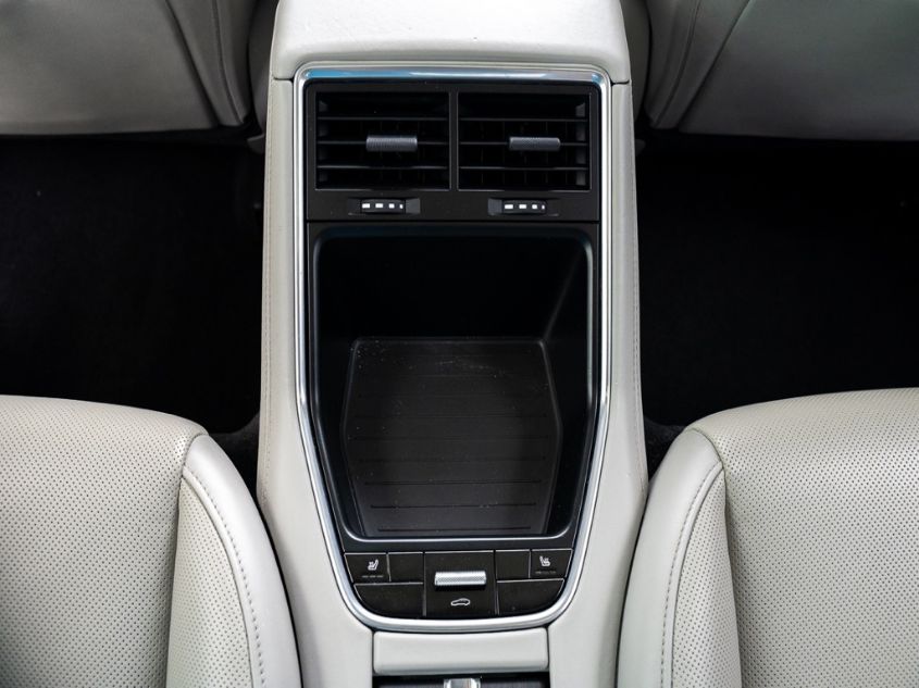 2019 PORSCHE PANAMERA GTS WP0AG2A7XKL139433