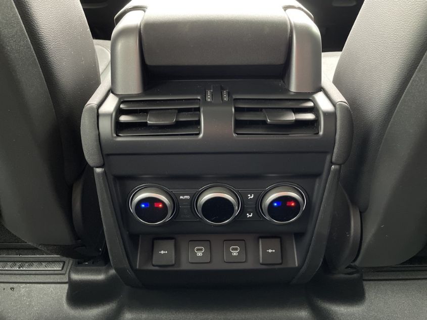 2021 LAND ROVER DEFENDER SE SALEP7RUXM2047796