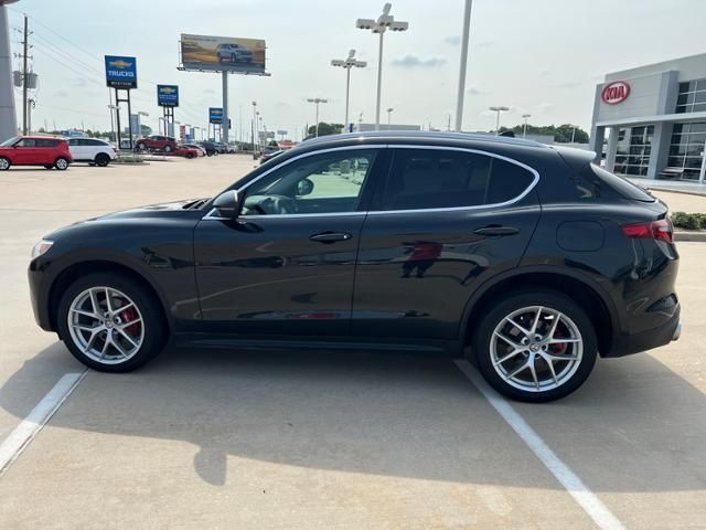 2019 ALFA ROMEO STELVIO TI ZASPAKBN2K7C32231