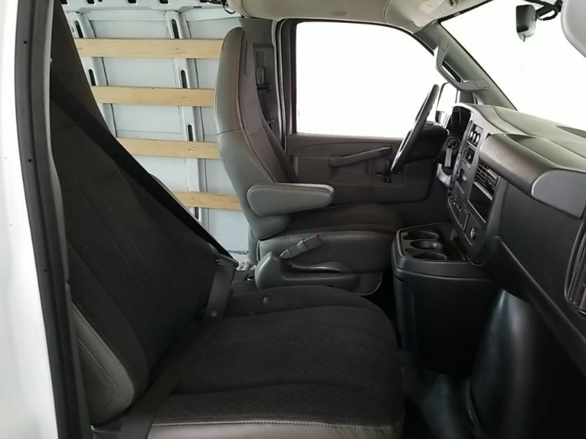 2018 CHEVROLET EXPRESS CARGO VAN 1GCWGAFGXJ1905261