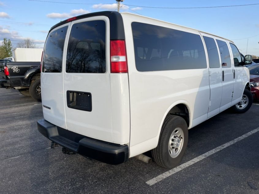 2019 CHEVROLET EXPRESS PASSENGER LS 1GAZGNFG8K1225292