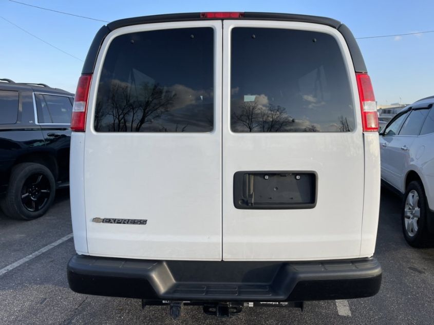 2019 CHEVROLET EXPRESS PASSENGER LS 1GAZGNFG8K1225292