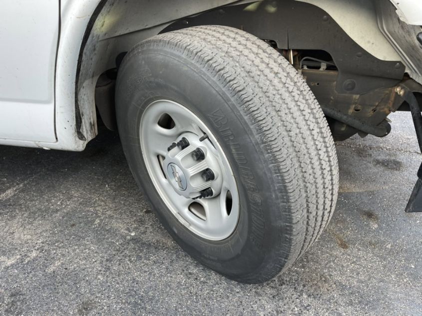 2019 CHEVROLET EXPRESS PASSENGER LS 1GAZGNFG8K1225292