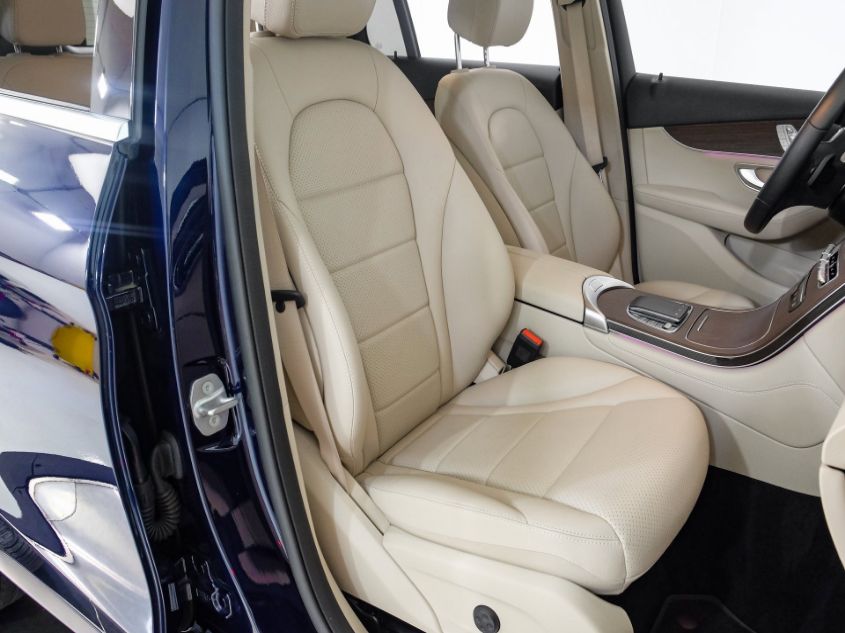2021 MERCEDES-BENZ GLC GLC 300 W1N0G8EB0MF905239