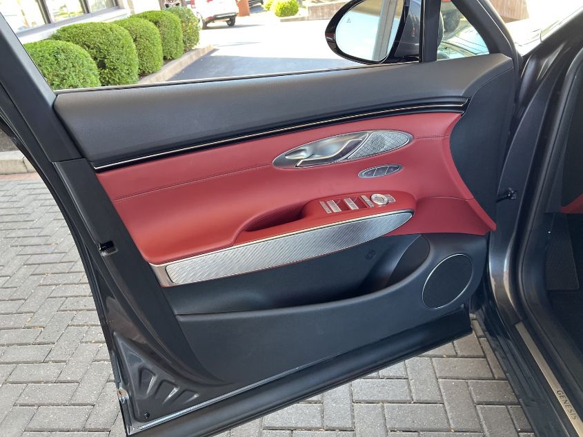 2022 GENESIS GV70 3.5T SPORT KMUMCDTC5NU015810