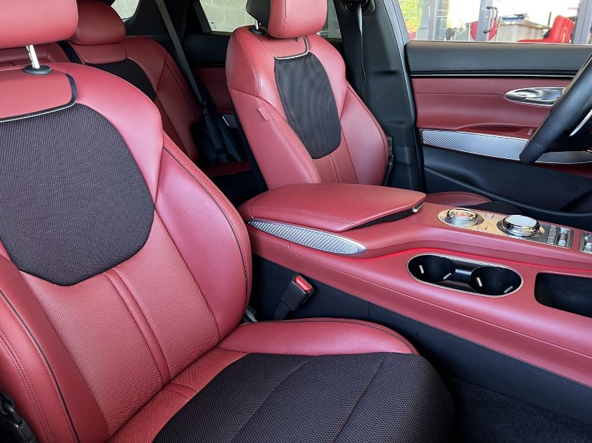 2022 GENESIS GV70 3.5T SPORT KMUMCDTC5NU015810