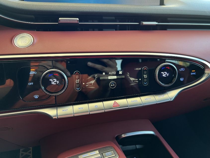 2022 GENESIS GV70 3.5T SPORT KMUMCDTC5NU015810