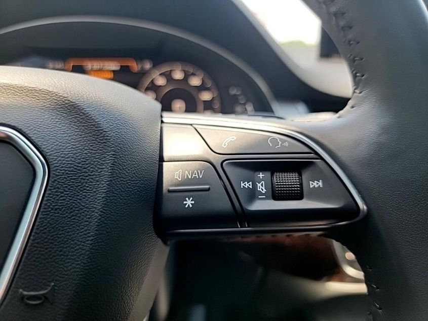 2019 AUDI Q7 PREMIUM PLUS WA1LHAF72KD020580