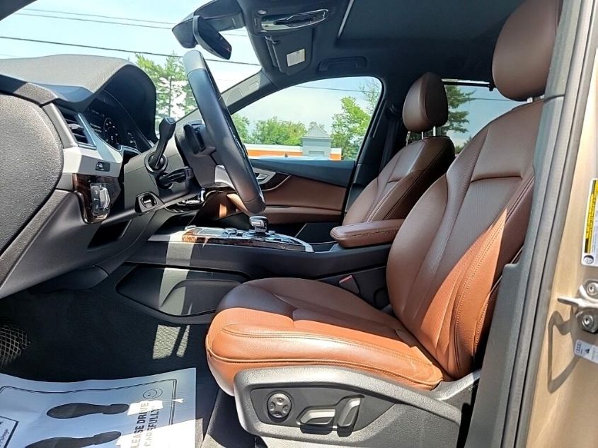 2019 AUDI Q7 PREMIUM PLUS WA1LHAF72KD020580