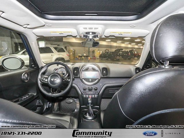 2018 MINI COUNTRYMAN COOPER WMZYV5C37J3E02897
