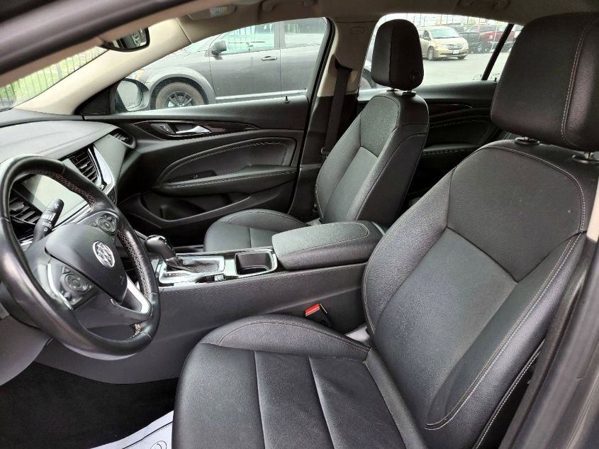 2018 BUICK REGAL SPORTBACK ESSENCE W04GP6SX6J1133715