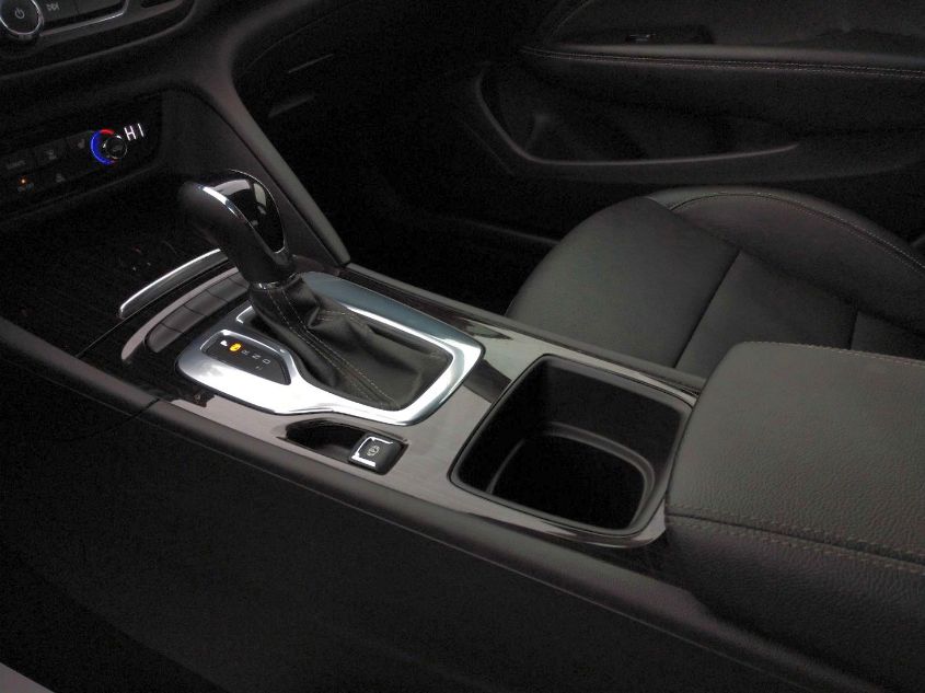 2018 BUICK REGAL SPORTBACK ESSENCE W04GP6SX6J1133715