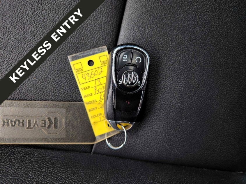 2018 BUICK REGAL SPORTBACK ESSENCE W04GP6SX6J1133715