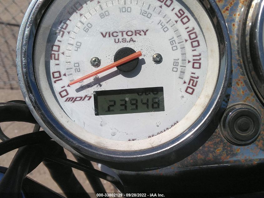 2005 VICTORY MOTORCYCLES VEGAS 8-BALL 5VPAB16D553008245
