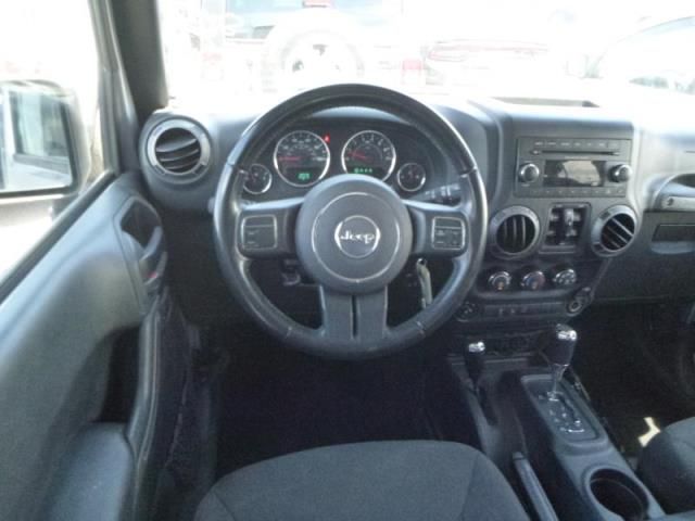 2018 JEEP WRANGLER JK UNLIMITED SPORT S 1C4HJWDG0JL855632