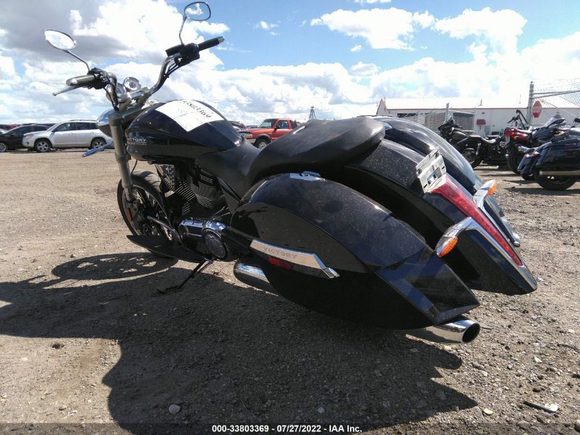 2010 VICTORY MOTORCYCLES CROSS ROADS 5VPEB36D2A3002720