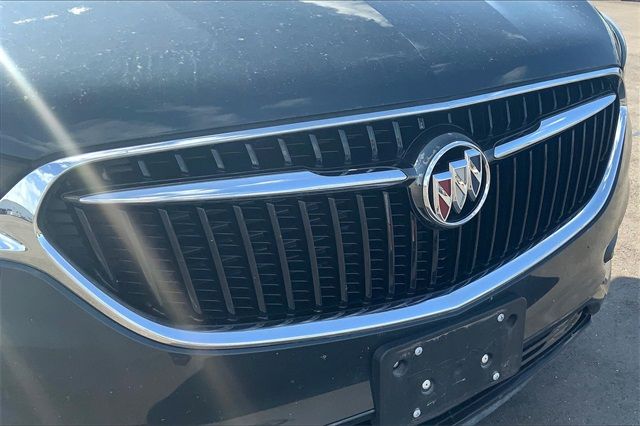 2019 BUICK ENCLAVE ESSENCE 5GAEVAKW4KJ158872