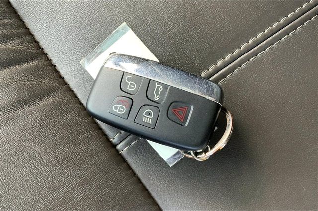 2015 LAND ROVER LR4 LUX SALAK2V61FA763048