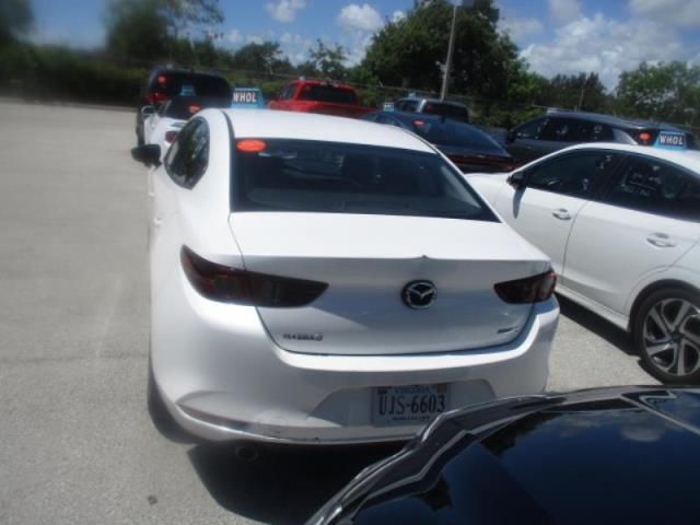 2021 MAZDA MAZDA3 SEDAN SELECT JM1BPABL8M1332401