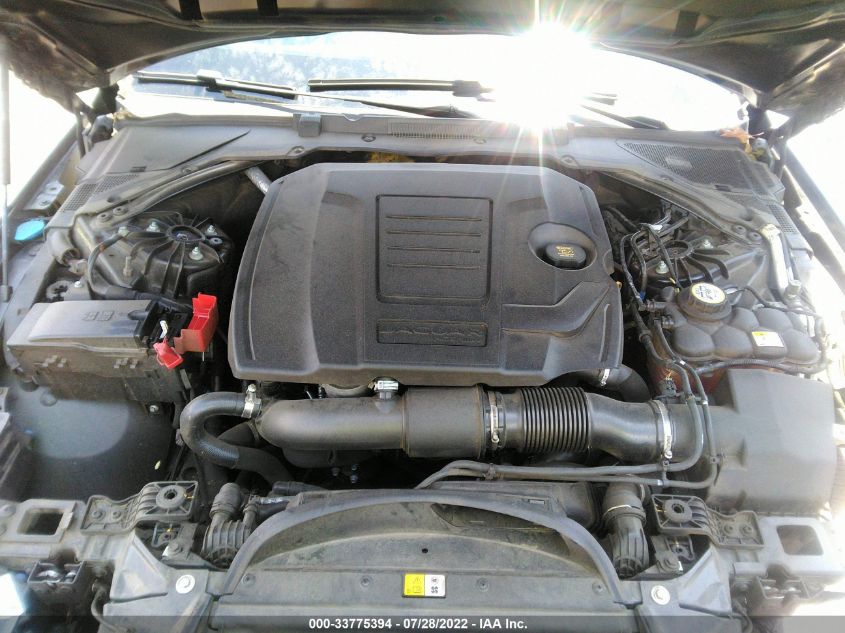 2018 JAGUAR XE 25T SAJAR4FX2JCP30189