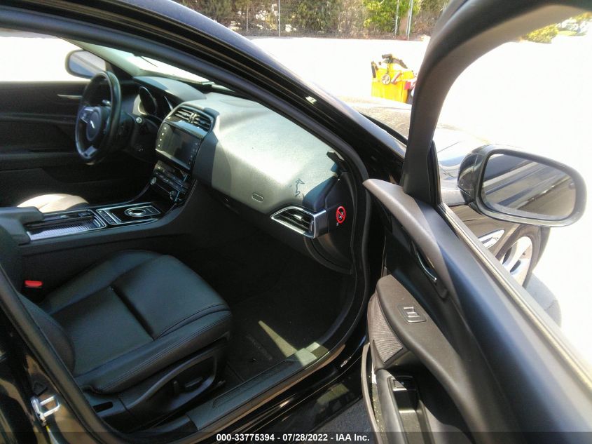 2018 JAGUAR XE 25T SAJAR4FX2JCP30189